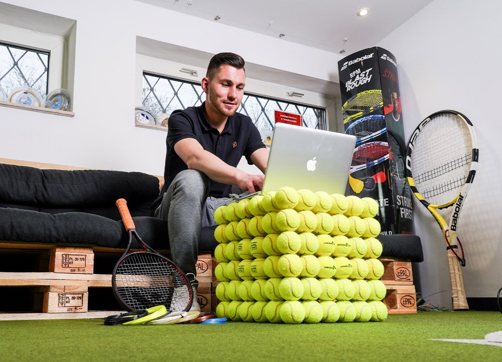 Core Custom workspace with Odoo on laptop